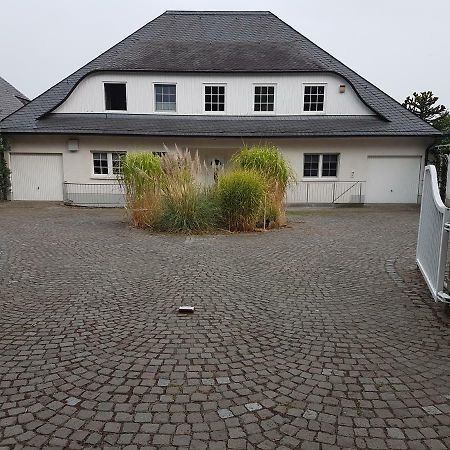 Wohnen Im Souterrain Einer Villa Herdecke Bagian luar foto